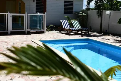 Luxueux et lumineux appartement piscine privée à deux pas de la plage
