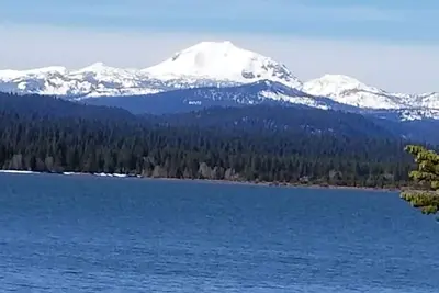 Image de Lac Almanor - Maison De Luxe Sur Le Lac - Tout Inclus!