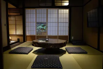 Image de Reika Shimizu Gojo | Gion | Une maison de Kyoto-machi avec plus de 100 ans d'histoire. Jusqu'à 8 personnes peuvent rester