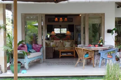 Ubud Luxury Suite / Ricefields / Ac / Pool / B & B