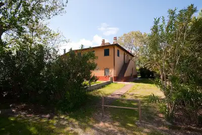 Image de Appartement dans une ancienne ferme de la Maremme à 250 mètres de la plage de Giannell