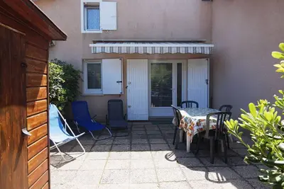 Image de Studio mezzanine à deux pas de l'océan et des commerces (126)