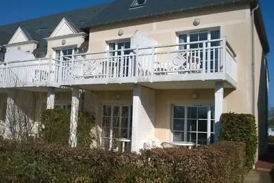 Image de L'Ile aux enfants, à 2 pas de la mer, résidence 4 étoiles avec piscine