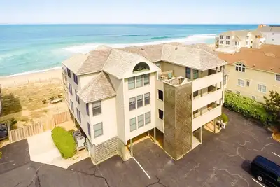 Image de # K0008h Rêve de sable. Oceanfront Condo w / Amazing Views à Kill Devil Hills!