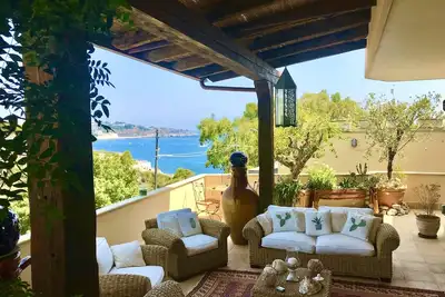 Image de Villa Acquaviva, à quelques mètres de la mer, avec jardin privé et radeaux de 10 et 6m
