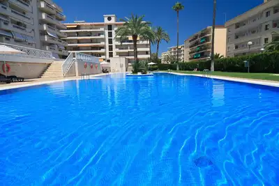 Image de Appartement avec Piscine près de la Plage Uhc Aquamarina 290