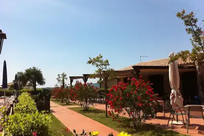 Image de Appartement avec deux terrasse-jardins, 2 pièces-5 personnes