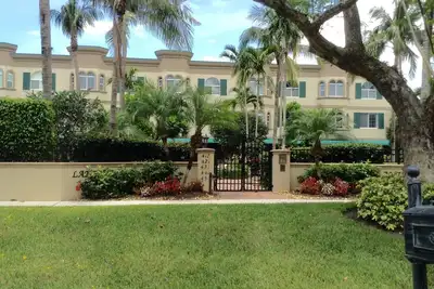 Image de Pas De MARÉE Rouge! ! ! <br>Endroit Parfait - 4th Ave. , S - Marcher partout!