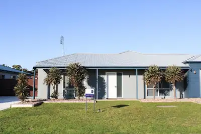 Image de Seas The Day - 11, avenue Peter McQueen