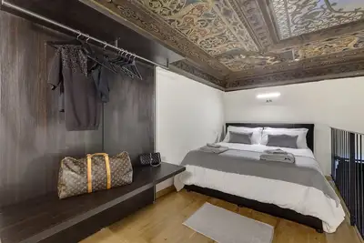 Image de Appartement sur 2 niveaux Jusqu'à 6 personnes Wi-Fi Garage Climatisation