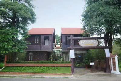 Image de Une villa Bnh Minh et artisanat en bois