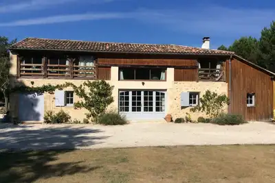 Image de Gite de charme avec piscine