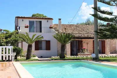 Image de Villa Clara avec piscine
