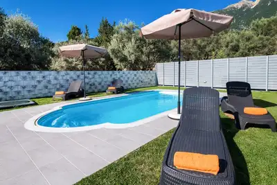 Image de Parfait Pour Les Familles Avec Piscine PRIVÉE Et Vue Sur La Mer, Proche De La Ville De Nidri