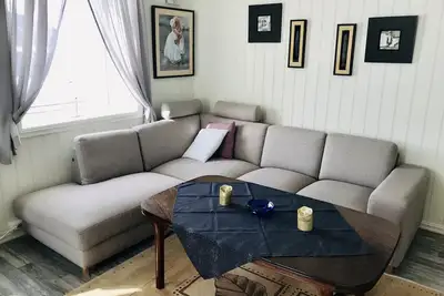 Image de Appartement près de l'église de Lavangen, musée du village de Krambuvika, Polar Park