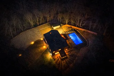 Image de 3 maisons en une, nouvelle piscine, sem à la plage, idéal pour plusieurs familles