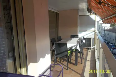 Image de Bel Appartement F2, 58 m2, Résidence avec piscine.
