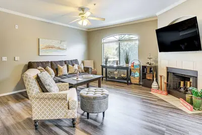Image de Nouveau-Condo de luxe avec accès à la piscine près de Tpc Scottsdale