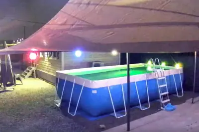 Image de Guest Home, fully furnished mini apartment, sleeps 6 plus one.