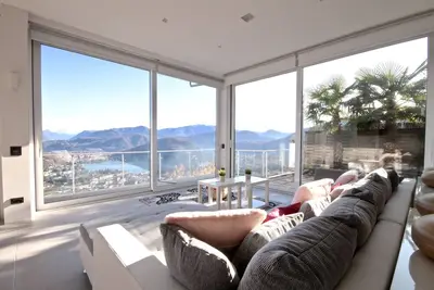 Image de Appartement avec vue sur le lac, terrasse, salle de gym