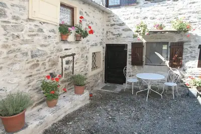 Image de Jolie maison ancienne pour les vacances dans le Tarn