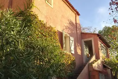 Image de Authentic and historic Provençal Village House with private garden
