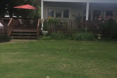 Image de Une retraite de lune de miel en bord de rivière