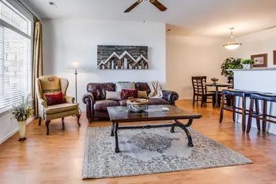 Image de Condo entièrement meublé situé au coeur de Castle Rock