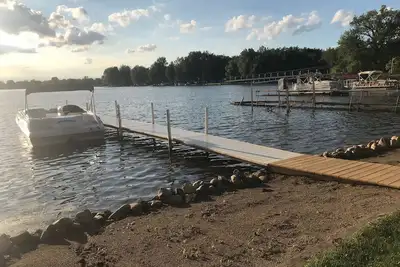 Image de Maison au bord du lac sur Little Barbee qui dort 6