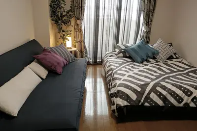 Image de À 2 minutes à pied de la gare de Shimokitazawa, il offre un excellent accès à Shinjuku et à Shibuya.