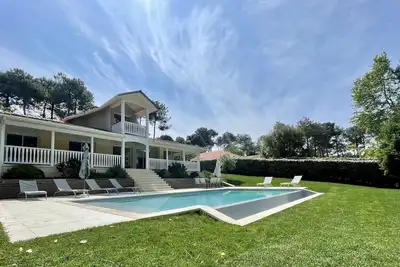 Eden: Villa en bordure de golf