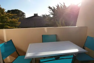 Image de Appartement Rénové avec Balcon, Proche Plage et Marché – 4 Pers, Calme & Confort à Seignosse