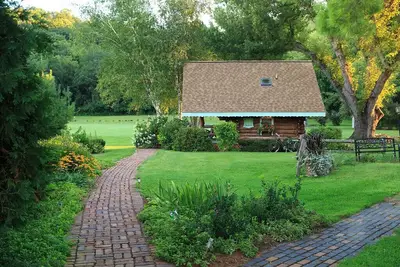 Image de Petite maison dans la cabane en rondins des Prairies