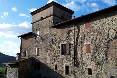 Image de Dans la maison avec la tour