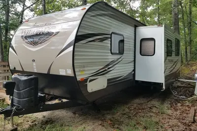 Image de Roulotte de voyage Wildwood de Forest River 2016 - 8 personnes