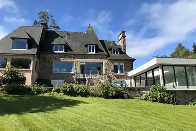 Image de Paimpol Vaste propriété rénovée, piscine interieure, jacuzzi, hammam