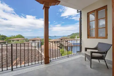 Image de Appartement 2 chambres avec vue sur l'océan situé à Las Catalinas Beach Town