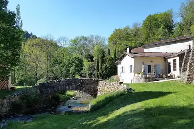 Image de Maison de charme et petit paradis de verdure