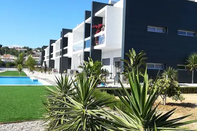 Image de 70m2 de toit terrasse entièrement équipé et privé à l'appartement