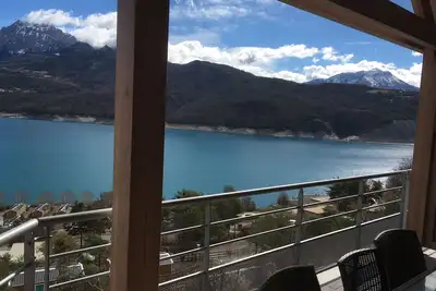 Image de Superbe appartement 4 chambres à Chorges sur le lac de serre-ponçon