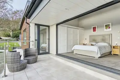 Image de The Overlook - une maison pouvant accueillir 6 personnes dans 3 chambres