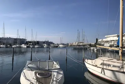 Image de Marina standing vue port à 30 mètres à pied de la plage sud- Parking privé