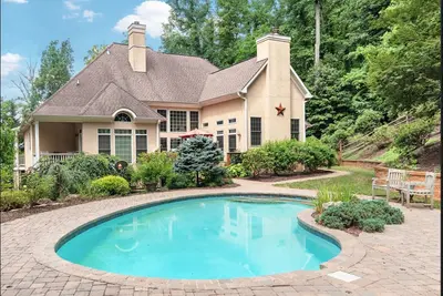 Image de Asheville Oak Hill Retreat 19-24 personnes + piscine