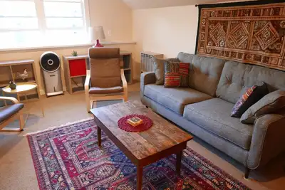 Image de Fabuleux appartement récemment rénové dans le quartier historique adjacent au centre-ville