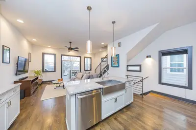 Image de Surplombez Music City avec style! 3b / 3ba 10 personnes