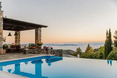 Image de Villa Akrolithos - Piscine privée│Vue à couper le souffleConfort luxueux