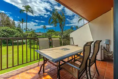 Image de Koa Resort # 5j Deluxe 2-Bd 2-Ba, A / C, WiFi à South Maui, à pied de 3 plages!