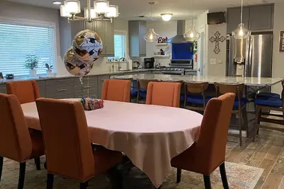 Image de Super endroit! - un accès facile à Karsten Creek et à 3 km de l'Osu