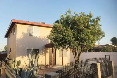 Image de ♥ Belle maison près de Disneyland et toutes les attractions de La et Orange County