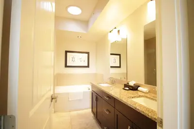 Image de Venez profiter de Spirit Ridge (accès à de superbes piscines et bain à remous)